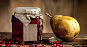 Recept na výrobu brusinkového džemu s hruškami na zimu